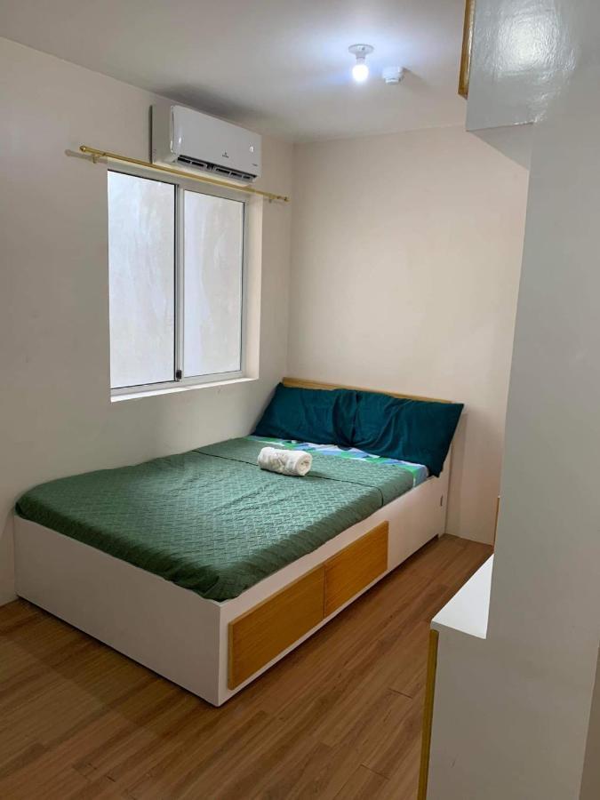 8 Spatial Condominium Davao Екстер'єр фото